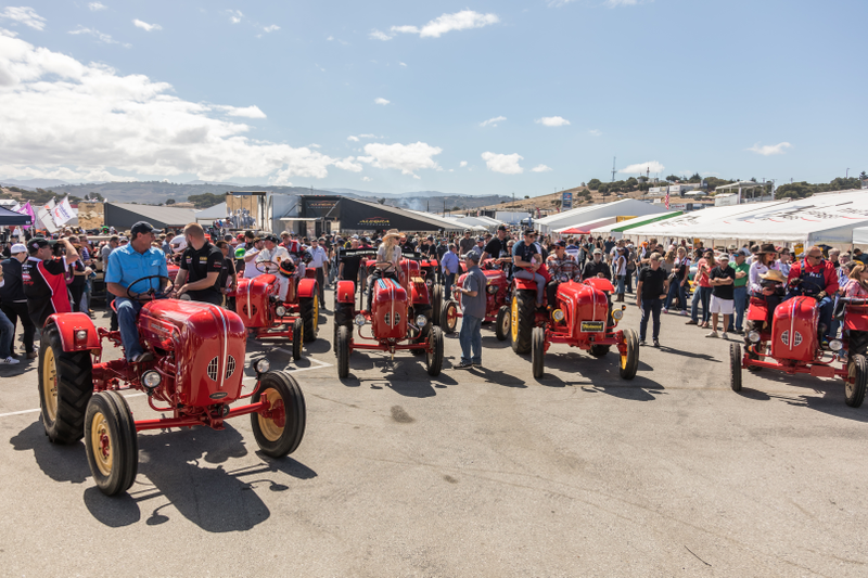 SO MANY TRACTORS.